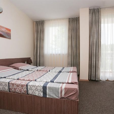 Stella Del Mare Guest House Kiten  Buitenkant foto