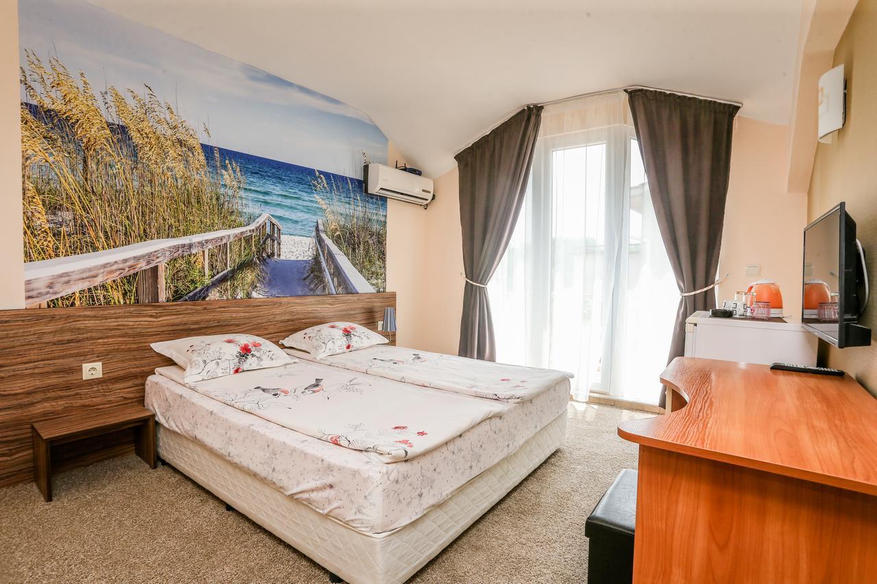 Stella Del Mare Guest House Kiten  Buitenkant foto